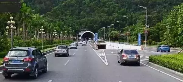“五一”假期大量外地车涌入珠海！数十条路车流剧增！这些网红景点全免费……