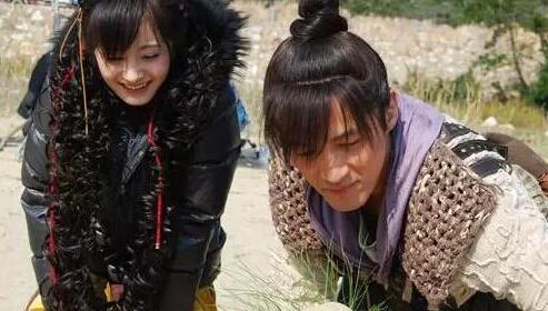 杨幂的豪放情史：征服3名男星，成为50亿资本大佬，自称前任人脉