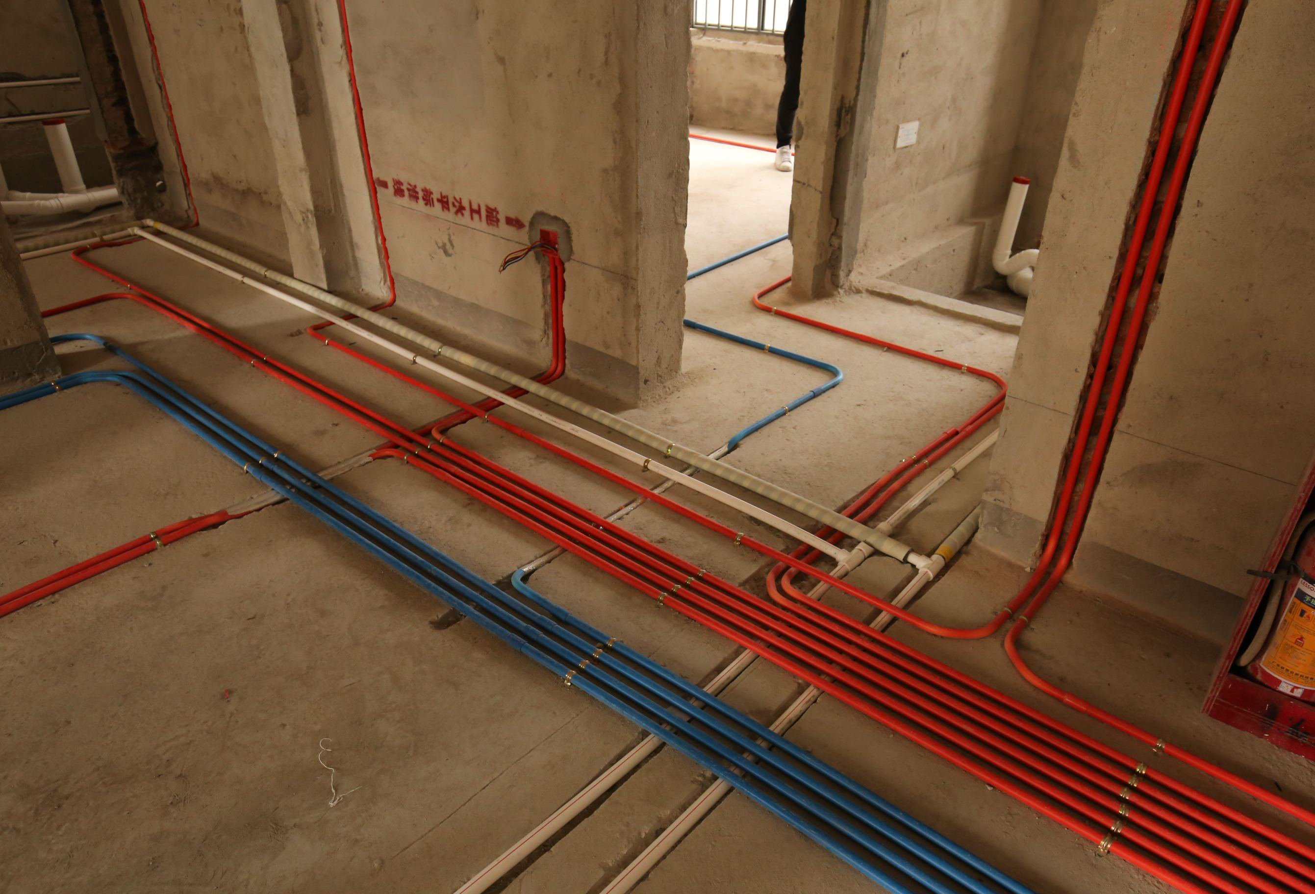 装修时，电线用硬线还是软线？单芯还是多芯？两种线有什么区别？