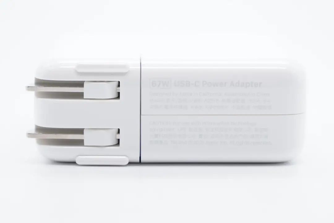 苹果14英寸MacBook Pro原装67W PD快充充电器深度拆解