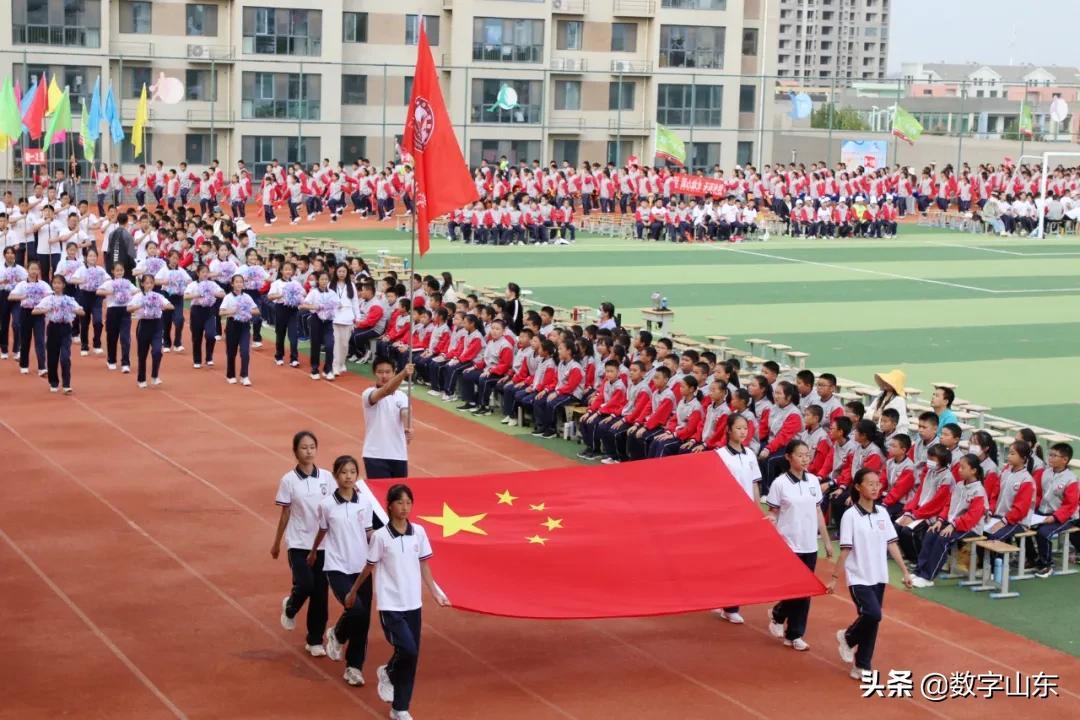 济南路中学2021年秋季田径运动会(图9)