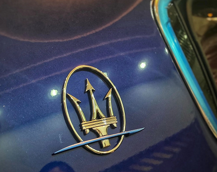 连跌6万！体验玛莎拉蒂Ghibli，内饰奢华，外观高调，2.0T动力？