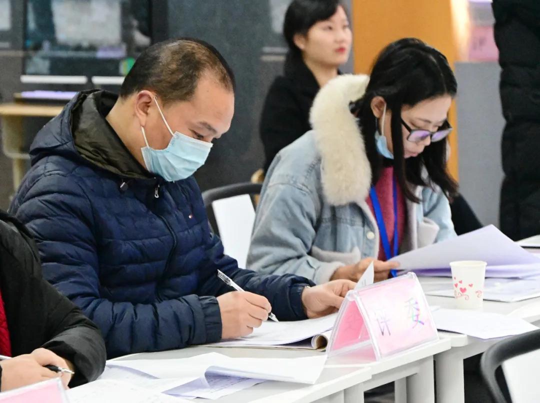 巧用学历案！温江青年教师三学课堂大赛，在新世纪光华学校开战