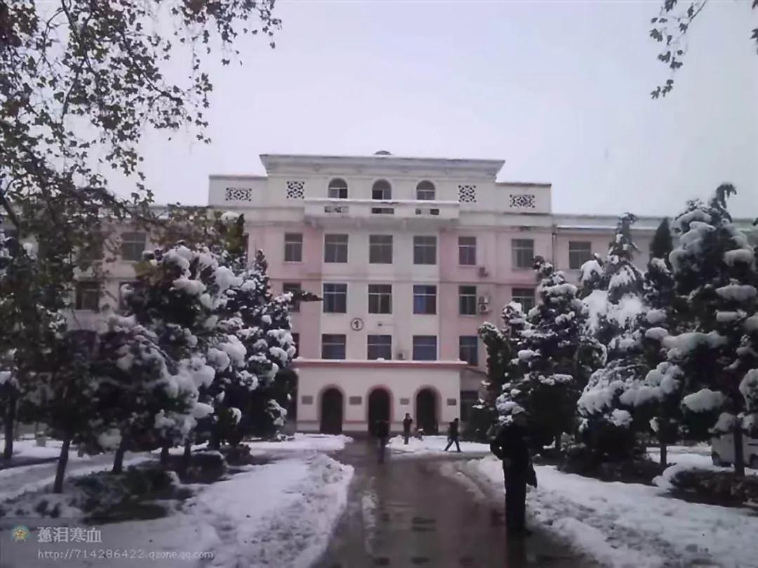 回味洛阳工学院北院的标志性建筑