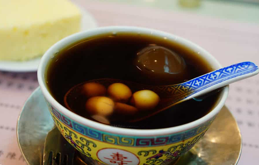 盘点香港各种便宜又大碗的美食，预算不够也可以吃到大满足