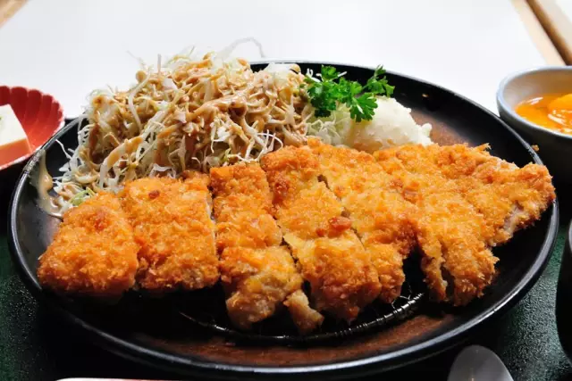 10 道享誉国际的日本料理,一半是美食,一半是艺术