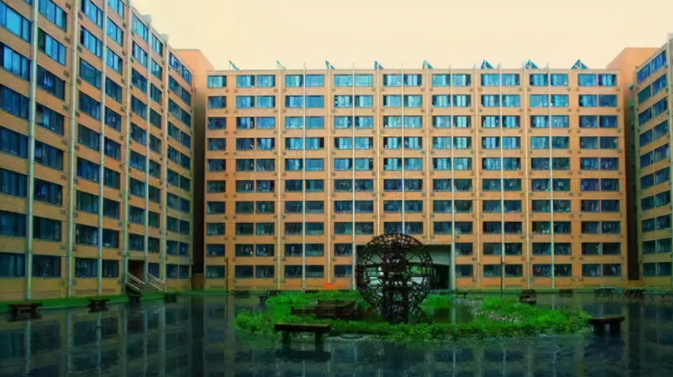 大学宿舍等级划分，从豪华到寒酸对比相当明显，看你属于哪一档？