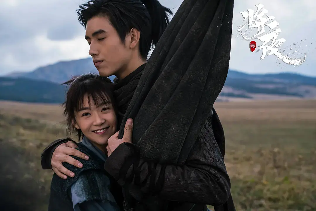 进娱乐圈的10位网红,有人演8部女主不火,有人身份横跨演员歌手