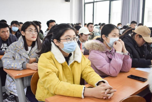 高校不会通知你的“复审”，常常被学生忽视，不合格可能会被退学