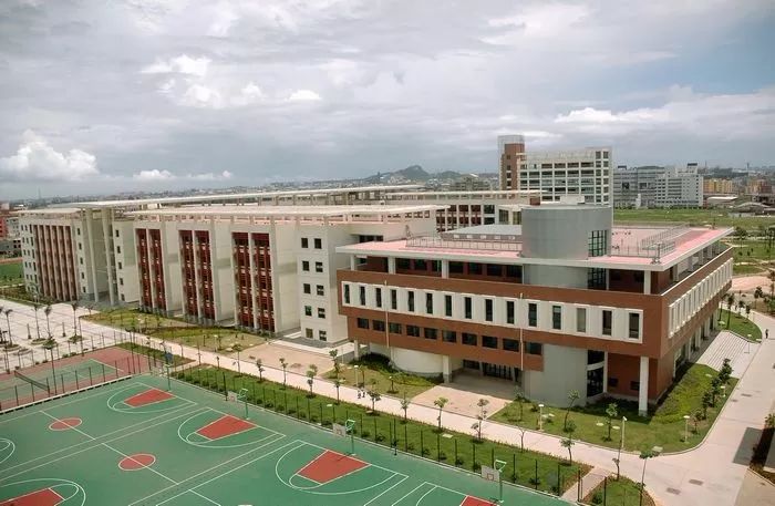 顶级荣誉！厦门这3所学校杀入全国百强中学！快为母校打Call