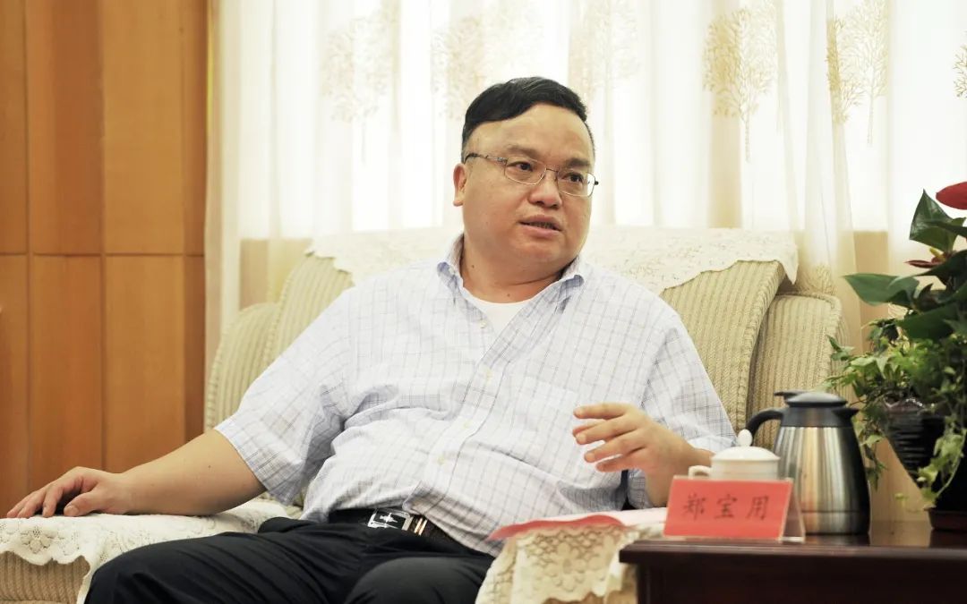 这所学校1万人进了华为