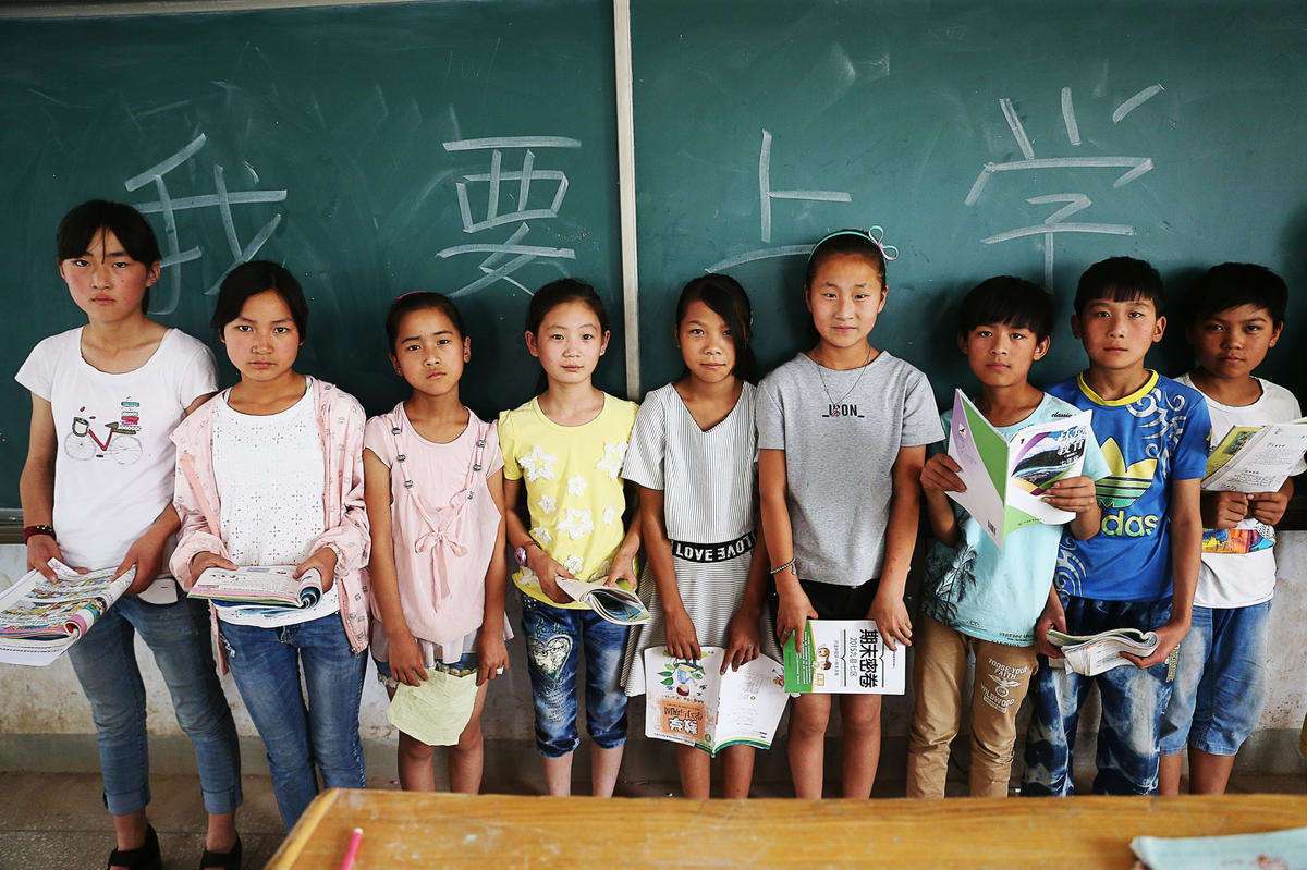 寒门是否真的难出贵子？历年各省高考状元的父母，公务员占比第一