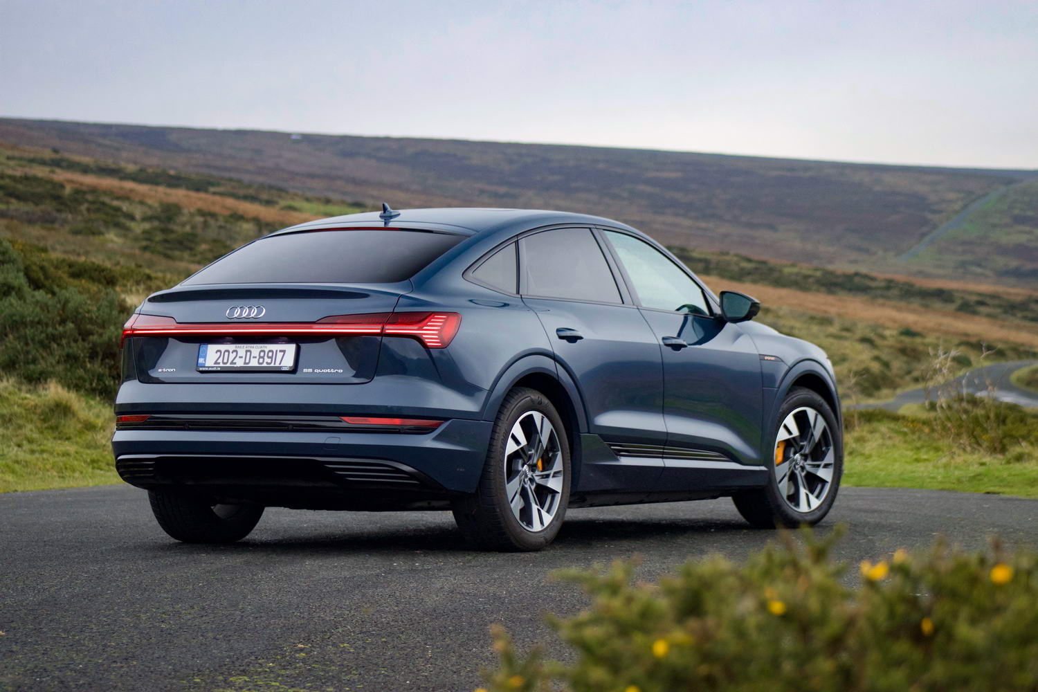 国外保值率最差的豪车排名，没想到国内加价的奔驰在国外打四折