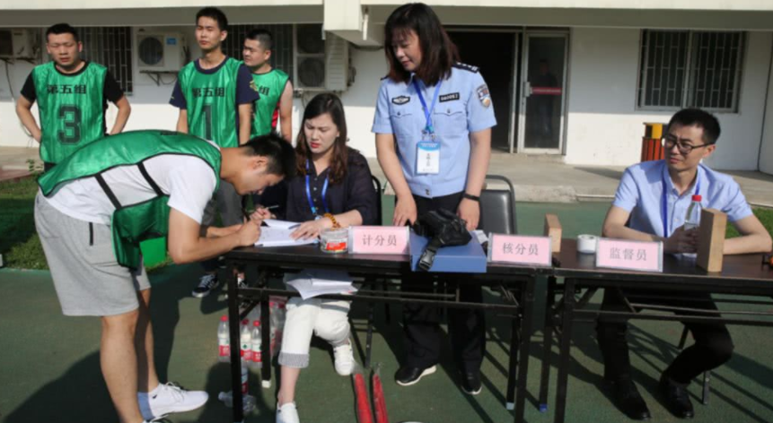 考上大学，要不要把户口迁到大学所在地，要提前做好准备