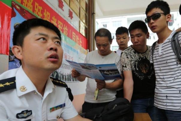 2021征兵要求有变化，这几种情况或将无法通过政审，大学生要留意