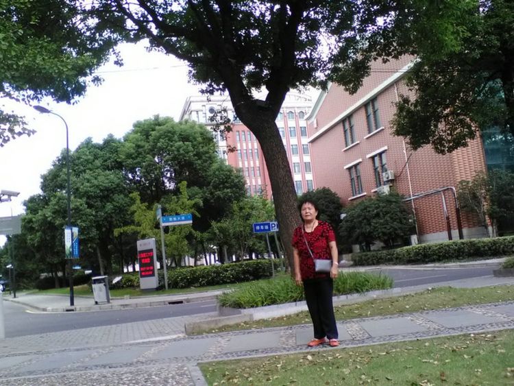 走进上海理工大学