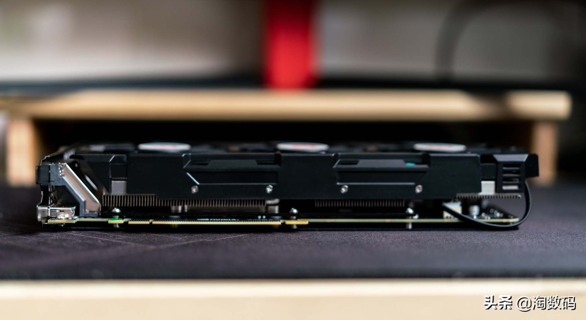 头铁入手￥1799的GTX1080显卡，先拆再测保平安，还一年保修