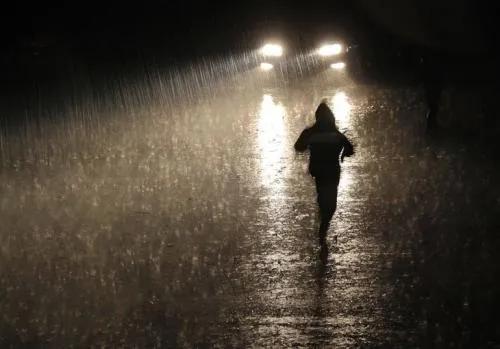 送伞的唯美句子