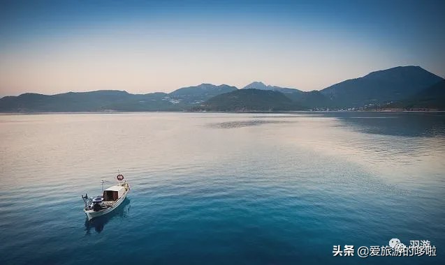 蒙特塞拉特能够走出火山阴影吗(蒙特塞拉特岛｜被称为加勒比海的“翡翠岛”)