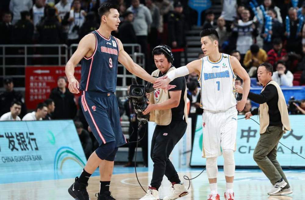 林书豪为什么跑去打cba了(林书豪决定重返NBA，逃离CBA只因野蛮防守？名嘴曝真正原因)