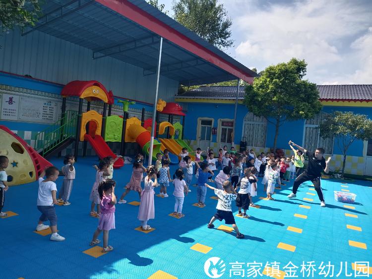 欢乐体智能，快乐共成长——仁寿县高家镇金桥幼儿园