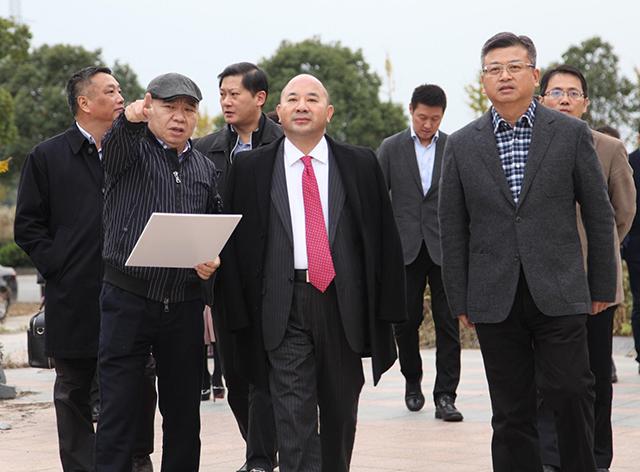 安徽隐形首富,白手起家打天下,身价千亿,有万亿矿山,却至今不上市