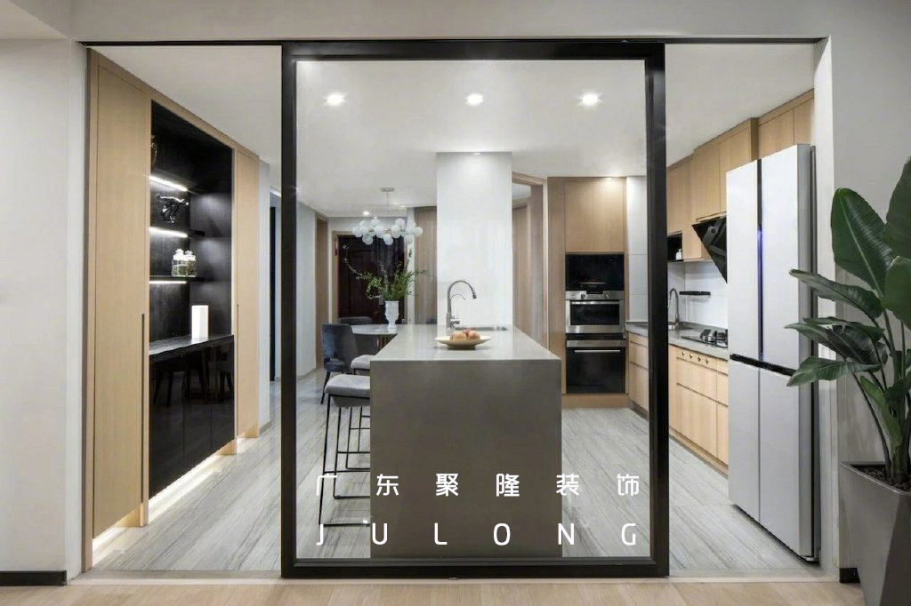 东莞装修聚隆装饰165㎡简约现代风四居室，窗明几净的舒适空间