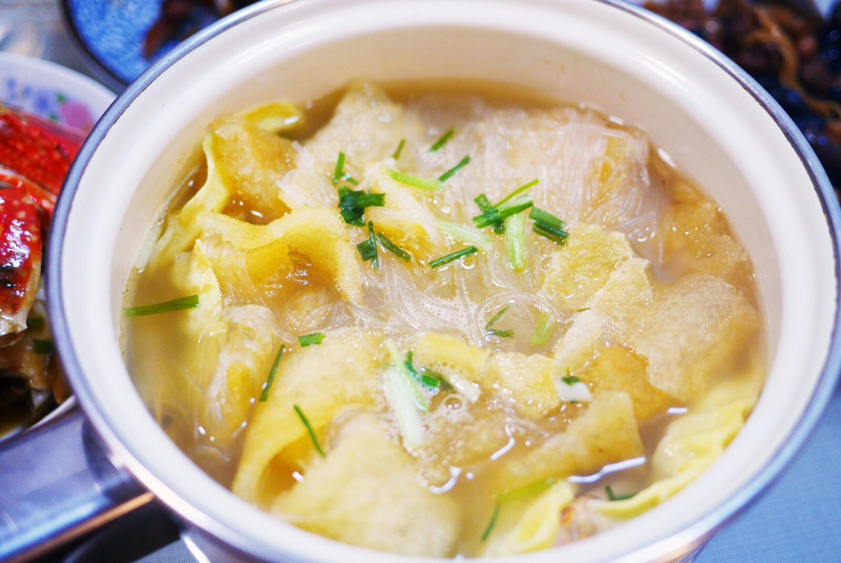 三鲜蛋饺汤这样制作,不仅制作简单,而且吃起来新鲜美味