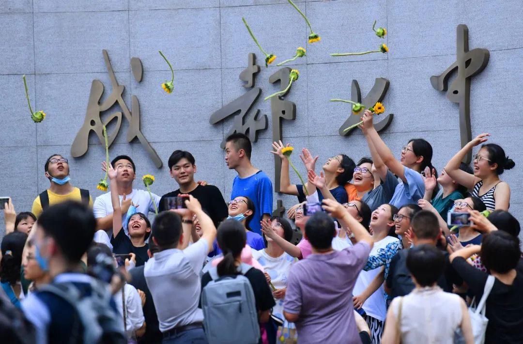 211大学河南提前批遇冷，投档线只比一批线高9分！赶快抓紧机会