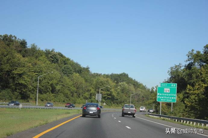 老司机总结的4条高速开车经验，新手司机请花2分钟通读一遍