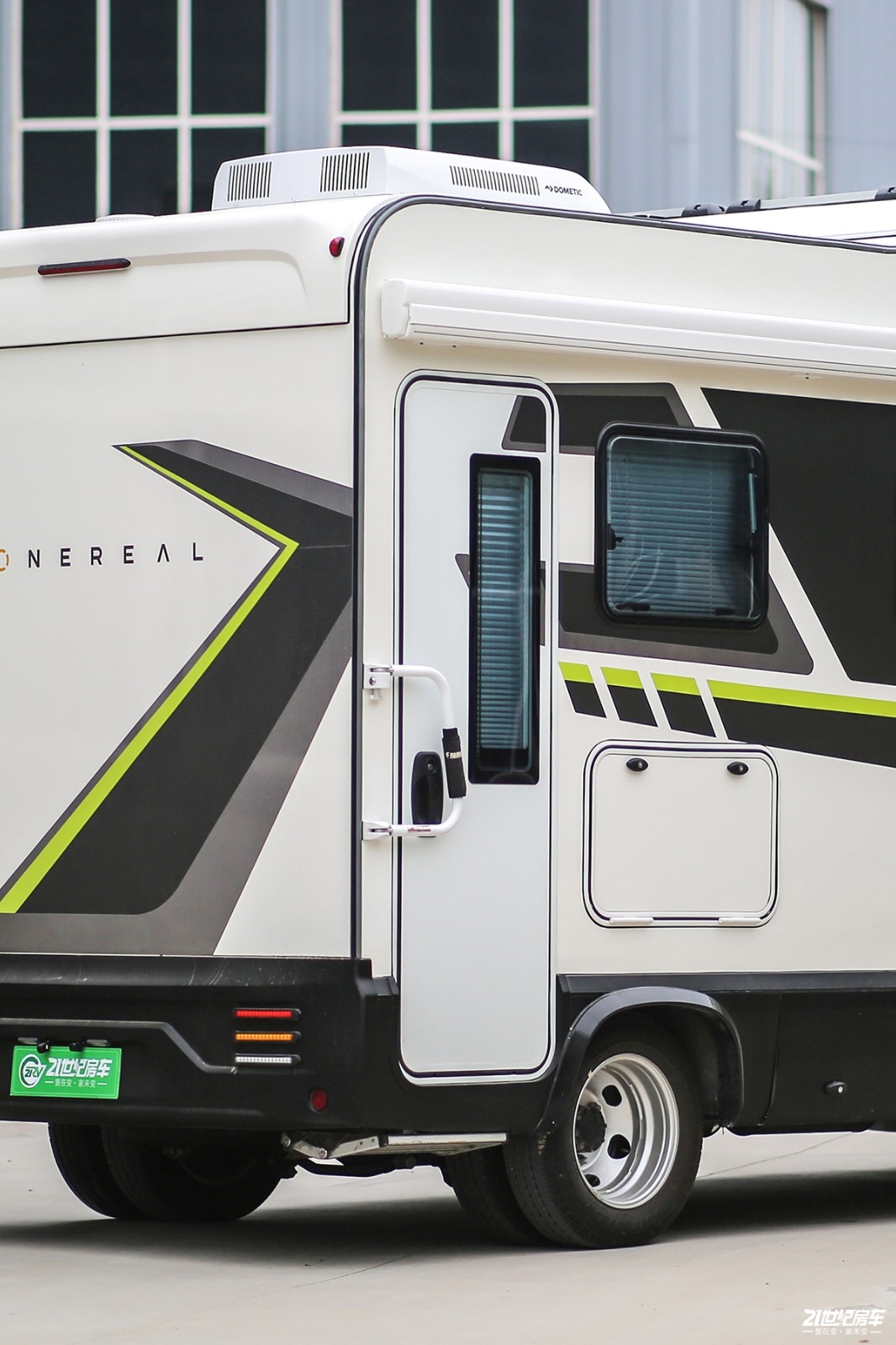 如何选择一款实用的房车门?这个细节你注意到了么