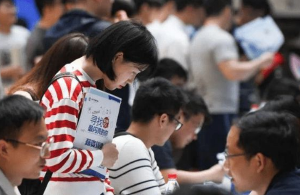 “我眼中的中国留学生，比想象的还糟糕！”外国教授评价中国学生