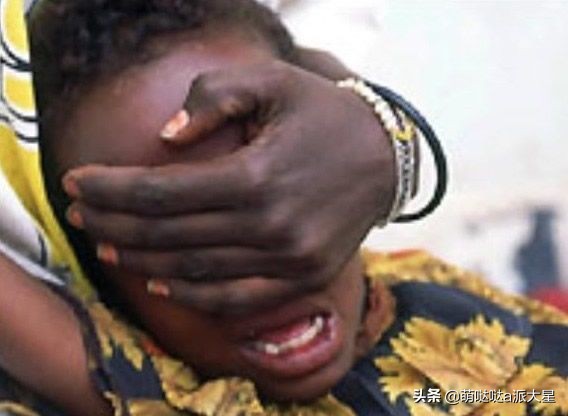 非洲割礼女性指的是什么（揭秘非洲残忍至极的女性割礼仪式）-第5张图片