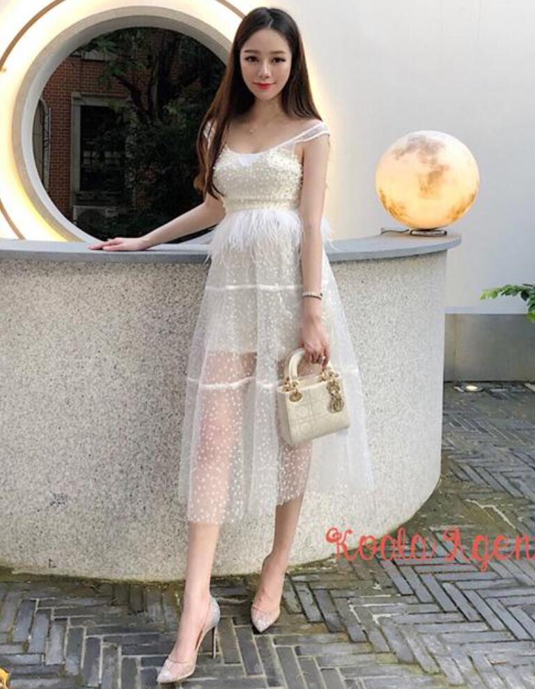 穿连衣裙透光怎么办?四个方法,轻松解决