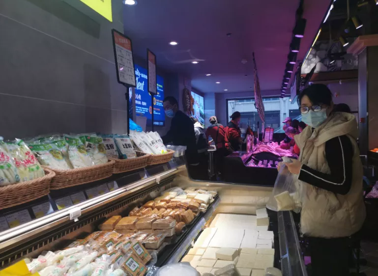 奔走相告!“华豫佰佳国槐街店”开启盛世华章