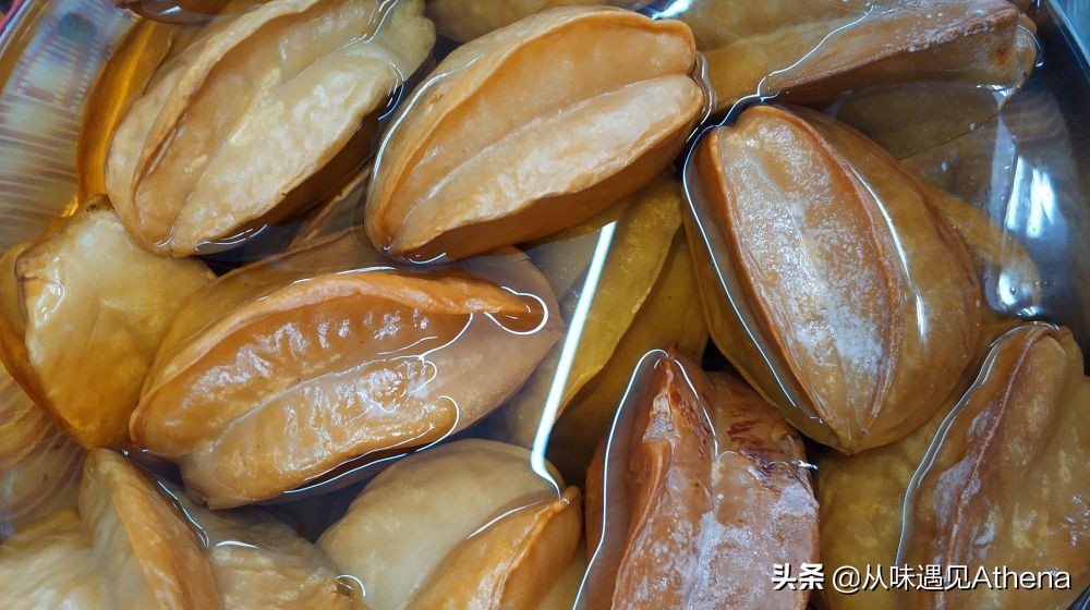 以后杨桃别直接当水果吃了，这样做出来的美食酸爽好吃