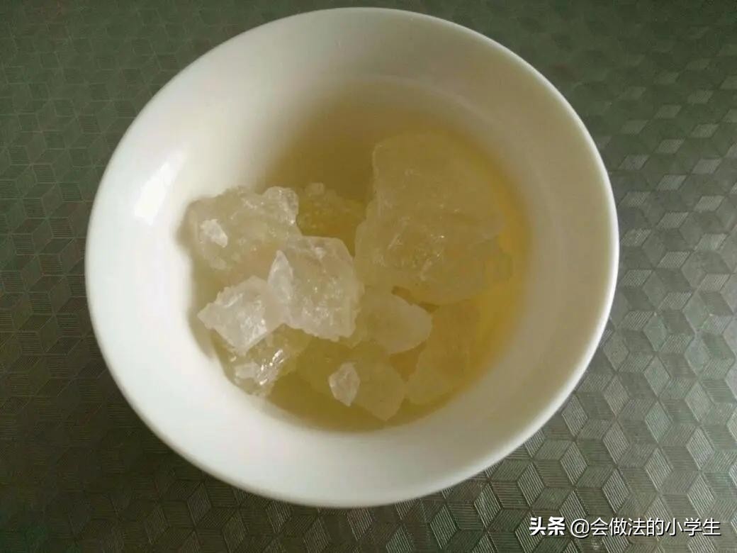 大蒜冰糖水的禁忌（大蒜冰糖水的功效及禁忌）