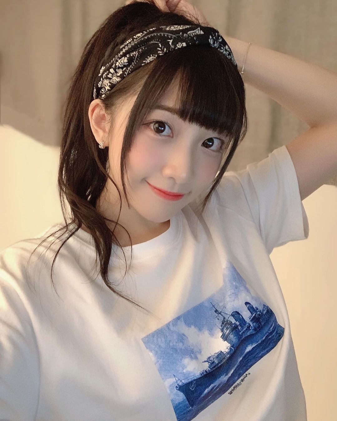 女神黑丝美腿诱惑 加上凹凸有致的腰身