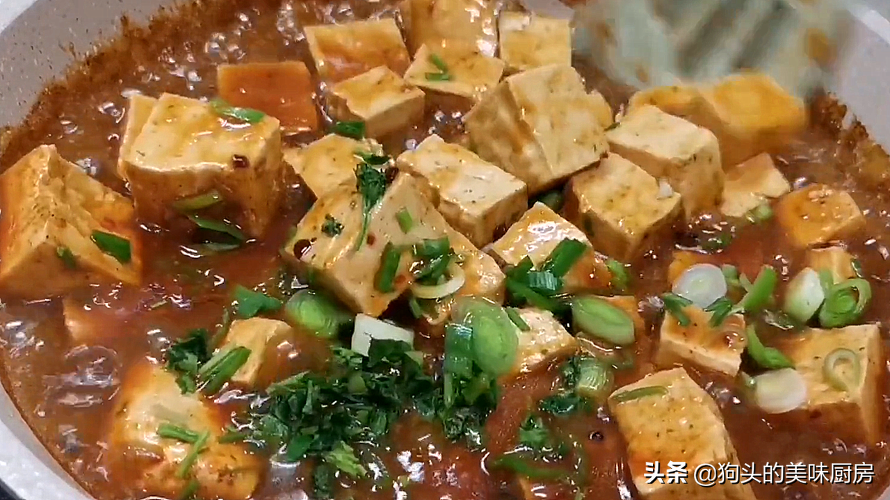 想吃豆腐不用买，电饭锅就能做，不加添加剂，又白又嫩跟买的一样