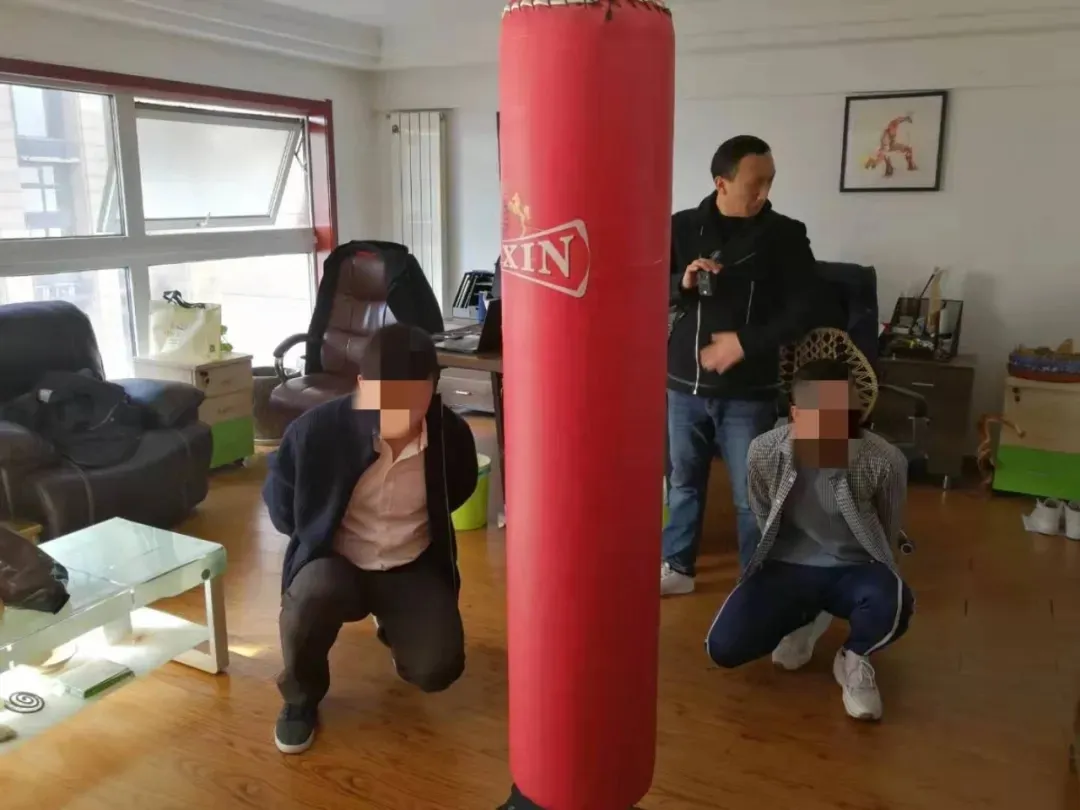 凭什么他的微信功能那么多？难道是开了挂？