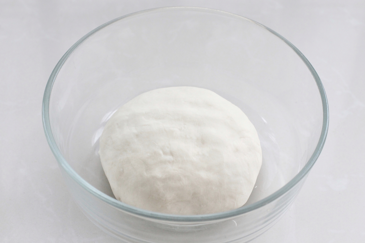 包子煎着吃，脆底鲜香咬一口冒汁儿，做法简单比外面卖得好吃多了