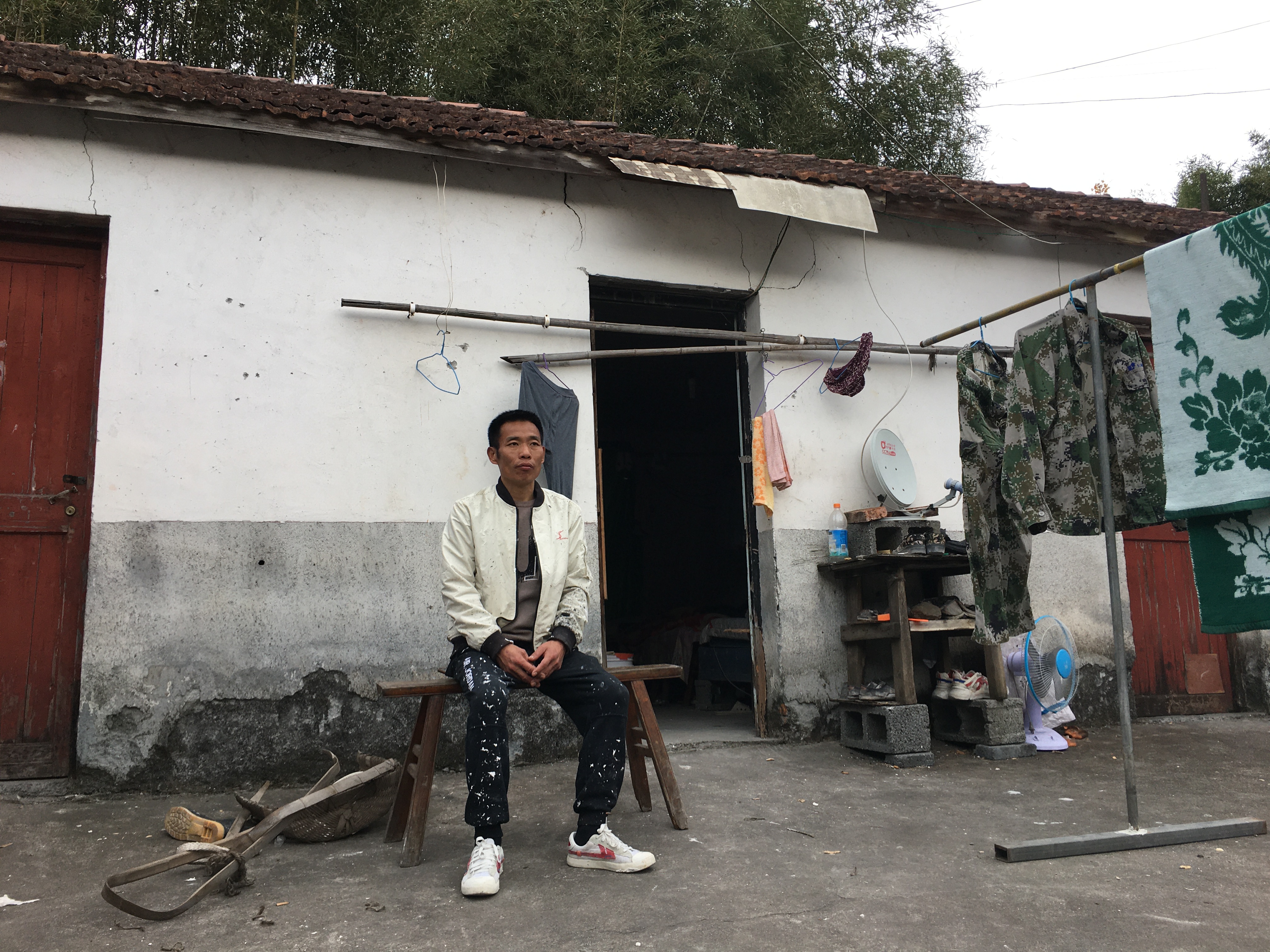 河南女子23年前遇害疑案：法院曾称“事实不清，证据不足”，“凶手”未判死刑，出狱后一直申诉称无罪