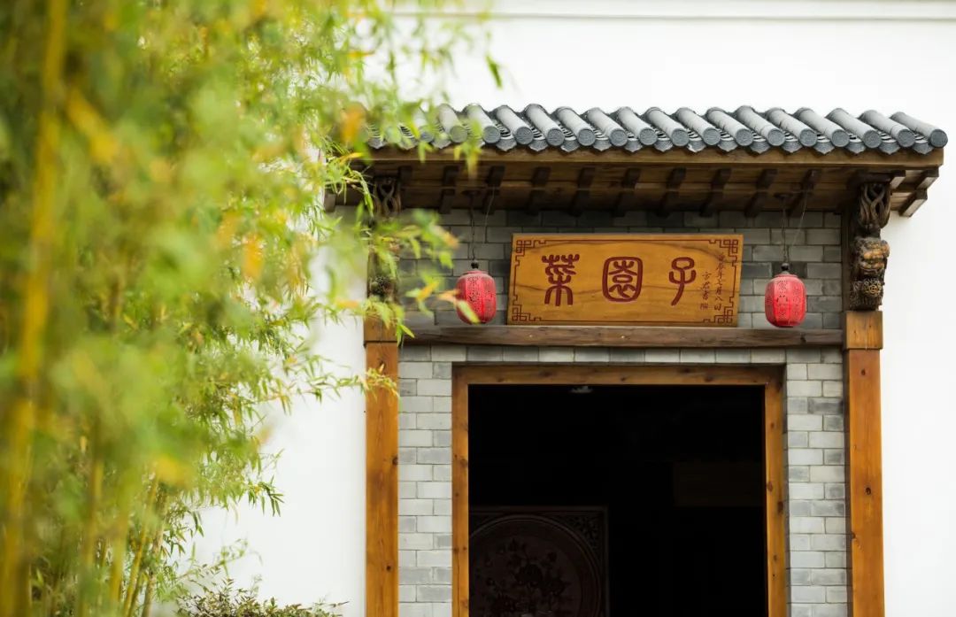 100句人生诗词，繁华过处皆云烟，淡淡人生静静过-第5张图片-非凡网