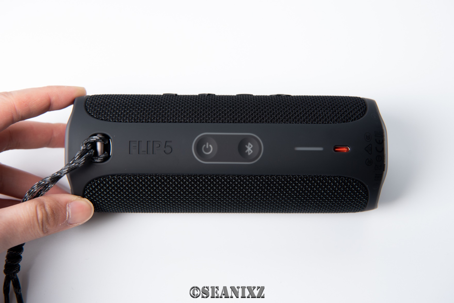 JBL FLIP5 音乐万花筒五代 蓝牙音箱 使用评测