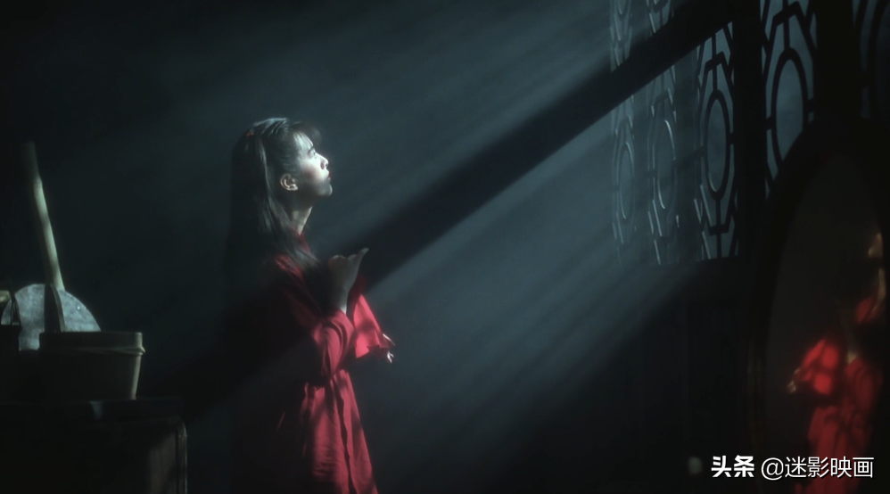 32年前，王祖贤大尺度出演，被删减8分钟，演活了最风情的潘金莲