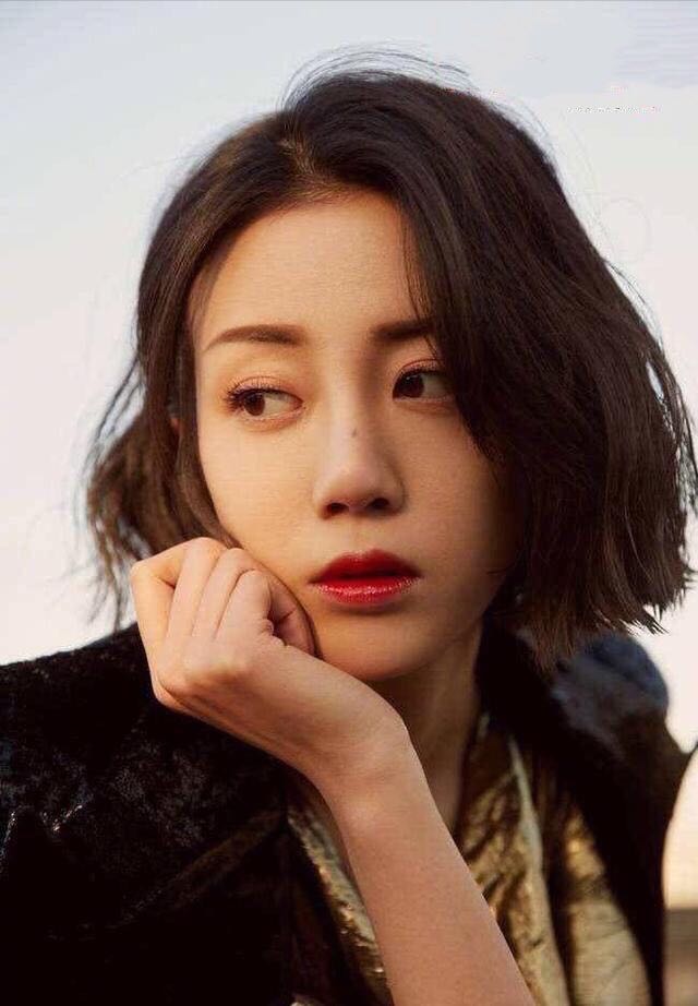 脸上这4处有长"痣"的女人,属于天生的耐看型美女,可不要去