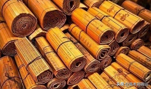 高考志愿填报时，理科女生想学汉语言或者播音主持，怎么办？