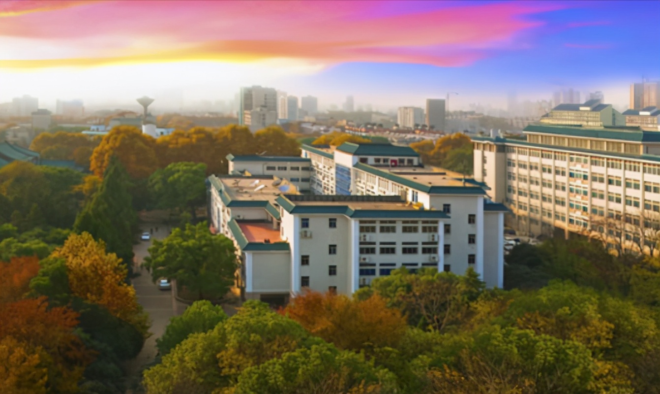 我国“最难考”的3所师范大学，考上免学费，毕业就有教师编制