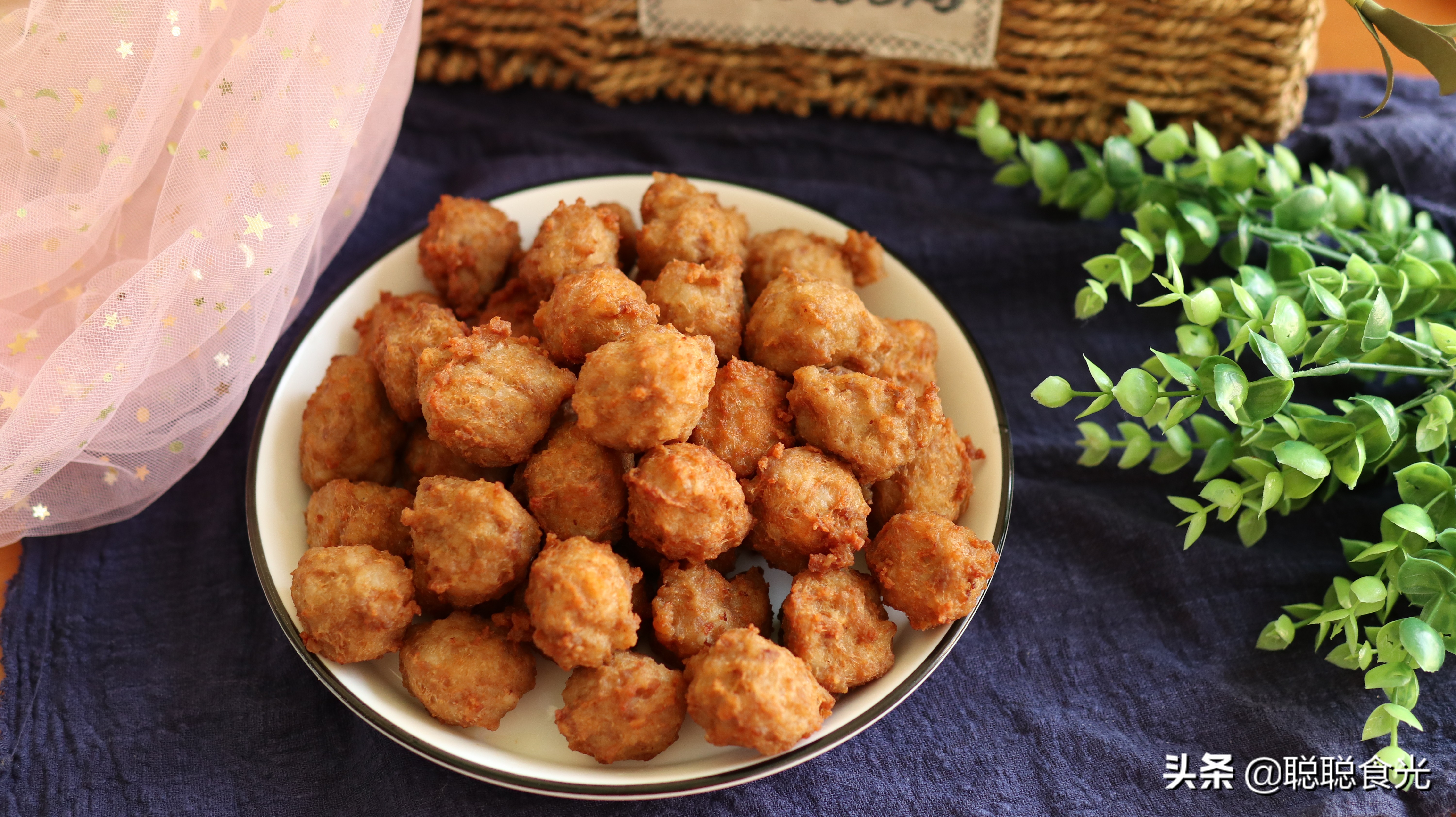 炸肉丸子的家常做法(谨记2不放加3样丸子外酥里嫩)-最美岛