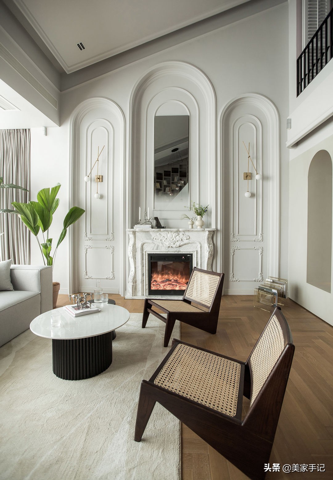 成都夫妻家中的高级场面：凭一个楼梯就圈粉无数，职住一体太爽了